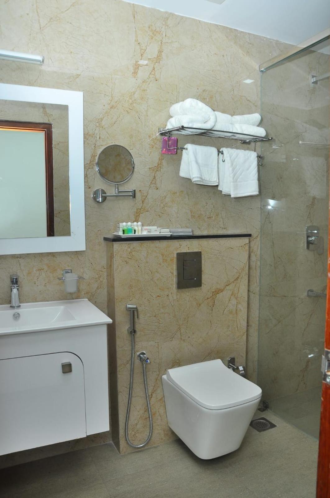 Kallada Mamatha Motels Kunnamkulam Buitenkant foto