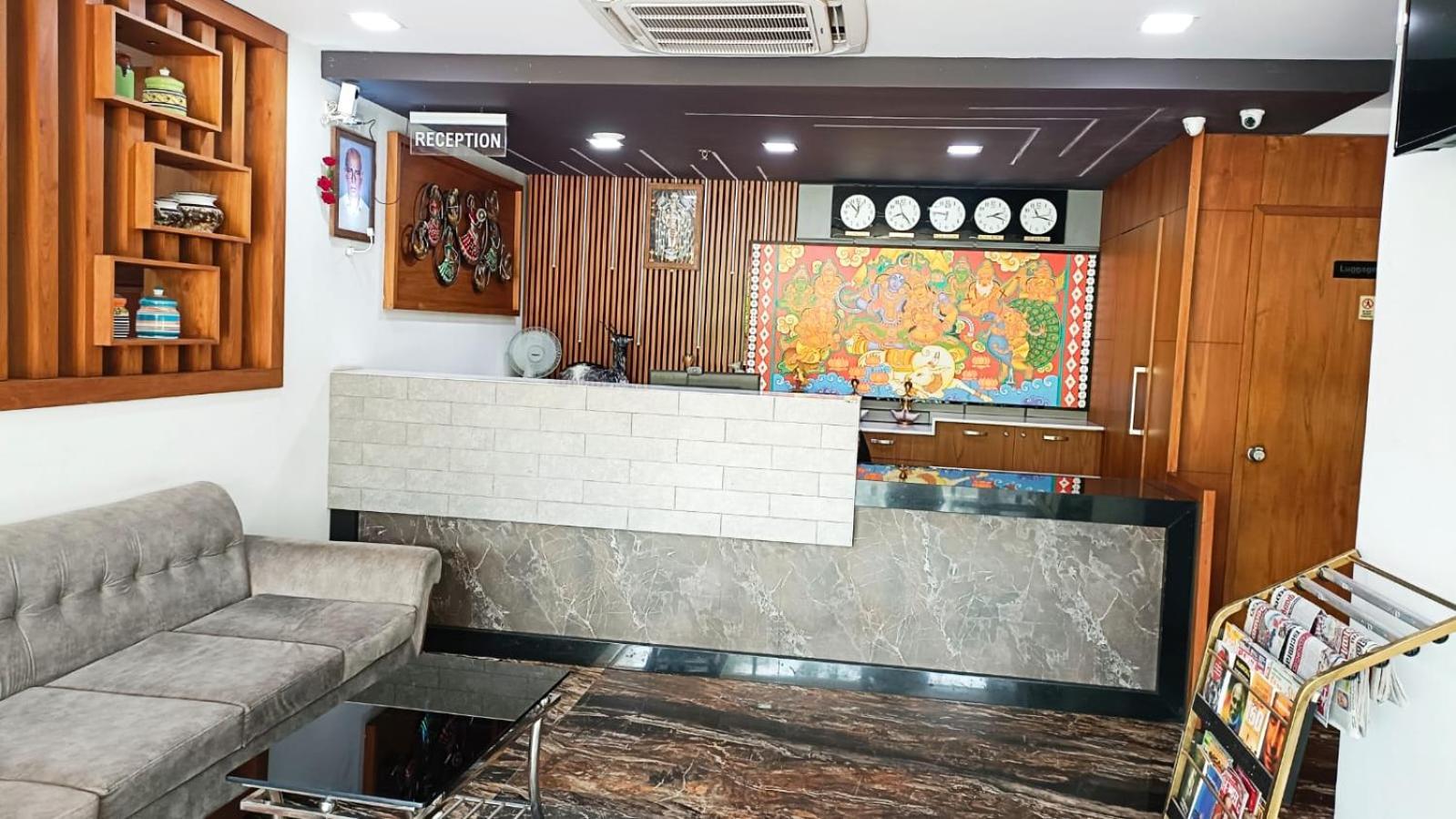 Kallada Mamatha Motels Kunnamkulam Buitenkant foto